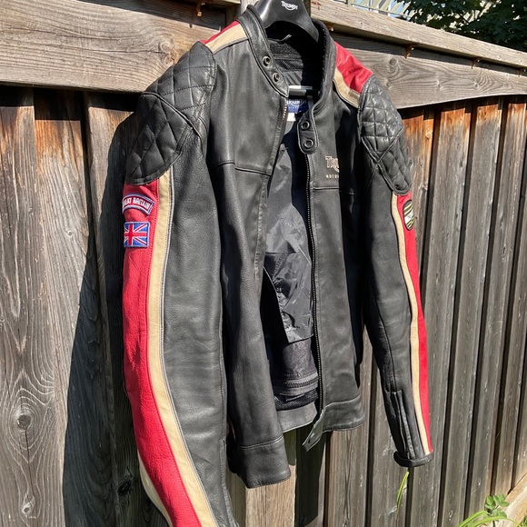 Leather motorcycle jacket - Picture 2 of 3